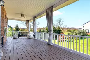 1687 Scarlett Dr, Pittsburgh, PA 15241 - Photo 19