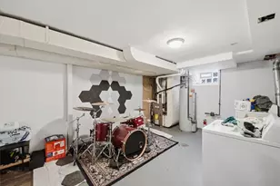 1523 Woodcrest Ave, Moon/Crescent Twp, PA 15108 - Photo 21