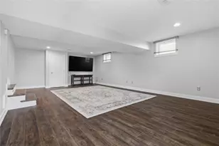 130 Maclaine Dr, Collier Township, PA 15106 - Photo 39