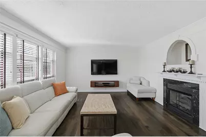 130 Maclaine Dr, Collier Township, PA 15106 - Photo 13