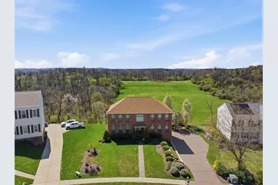 130 Maclaine Dr, Collier Township, PA 15106 - Photo 3