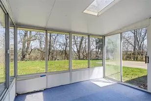 106 Westminster Dr, Pittsburgh, PA 15147 - Photo 27