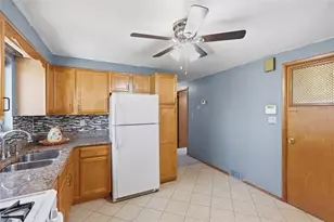 106 Westminster Dr, Pittsburgh, PA 15147 - Photo 11