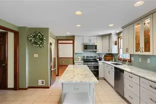 925 Summit Dr, Marshall, PA 15090 - Photo 9