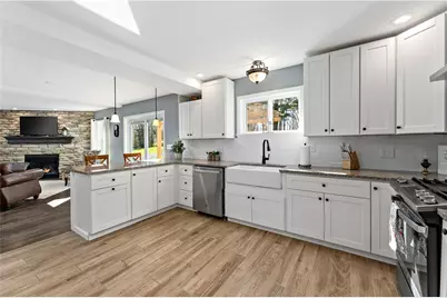 4689 Greenwood Dr, Hampton, PA 15101 - Photo 7