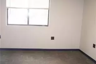 401 Locust St, Coraopolis, PA 15108 - Photo 3