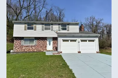 720 Blueberry St, West Mifflin, PA 15122 - Photo 1