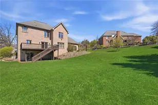 3053 Canterbury Dr, Hampton, PA 15101 - Photo 39