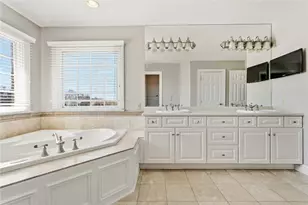 3053 Canterbury Dr, Hampton, PA 15101 - Photo 39