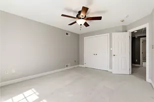 3053 Canterbury Dr, Hampton, PA 15101 - Photo 33