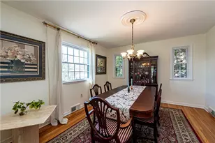 217 Monroe Dr, Pittsburgh, PA 15229 - Photo 9