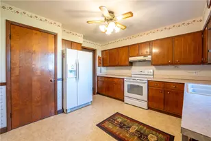 1700 State Route 119, Hempfield Township, PA 15601 - Photo 11