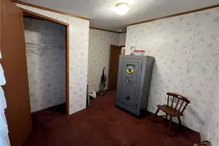 293 Garretts Run Rd, Manor Township, PA 16201 - Photo 9