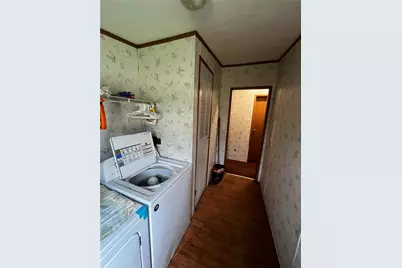 293 Garretts Run Rd, Manor Township, PA 16201 - Photo 7