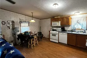 293 Garretts Run Rd, Manor Township, PA 16201 - Photo 5