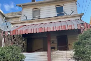 15 Holland Ave, Braddock, PA 15104 - Photo 1