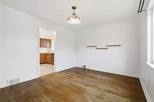 1304 S Negley Ave, Pittsburgh, PA 15217 - Photo 11