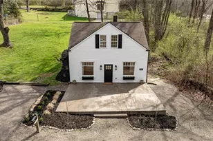 4978 S Pioneer Rd, Hampton, PA 15044 - Photo 1