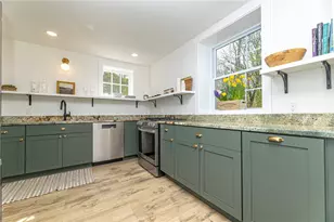 4978 S Pioneer Rd, Hampton, PA 15044 - Photo 11