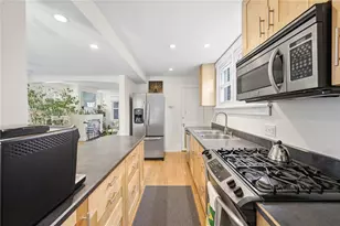 5465 Coral St, Friendship Park, PA 15206 - Photo 17