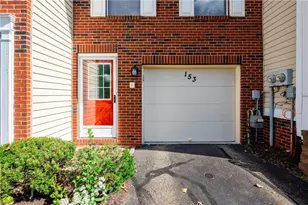 153 Rossmor Ct, Ross Twp, PA 15229 - Photo 3