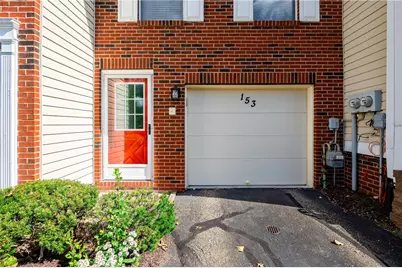 153 Rossmor Ct, Ross Twp, PA 15229 - Photo 3