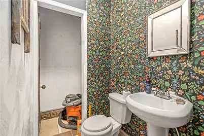 2620 California Ave, Pittsburgh, PA 15212 - Photo 9