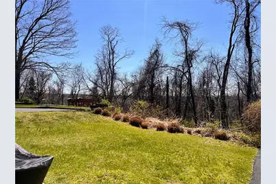 345 Princeton Dr, Pittsburgh, PA 15235 - Photo 5