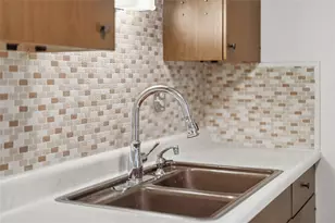 114 Lycoming Dr, Moon/Crescent Twp, PA 15108 - Photo 13