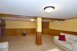 110 Circle Dr, Ross Twp, PA 15237 - Photo 19