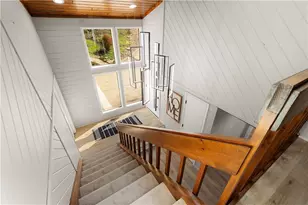 2635 Woodmont Ln, Pittsburgh, PA 15090 - Photo 5