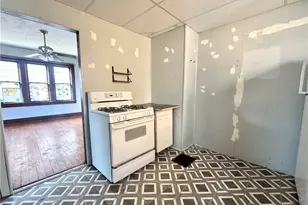 904 W Clayton St, New Castle, PA 16102 - Photo 9