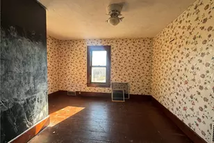 904 W Clayton St, New Castle, PA 16102 - Photo 13