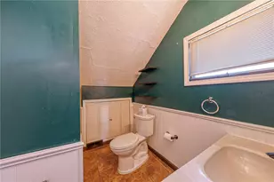 814 N 2nd St, Jeannette, PA 15644 - Photo 13