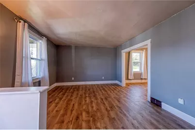 814 N 2nd St, Jeannette, PA 15644 - Photo 11