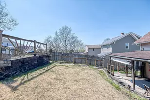 814 N 2nd St, Jeannette, PA 15644 - Photo 5