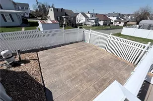 390 Jones St, Belle Vernon, PA 15012 - Photo 13