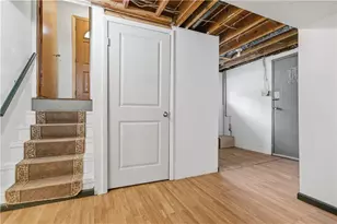 1704 Creedmoor Ave, Pittsburgh, PA 15226 - Photo 17