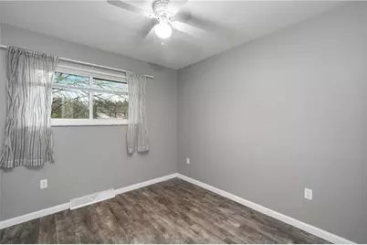 241 La Ray Drive, Center Township, PA 16001 - Photo 23