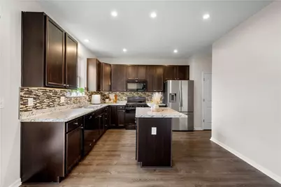 829 Frickwood Dr, South Park, PA 15129 - Photo 9