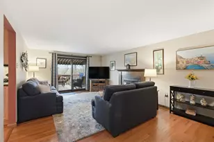 9044 Woodview Dr, Pittsburgh, PA 15237 - Photo 15