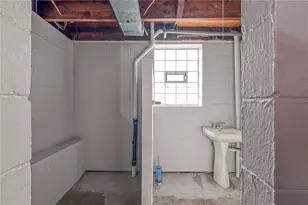 5019 Barberry St, Pittsburgh, PA 15207 - Photo 25