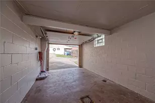 5019 Barberry St, Pittsburgh, PA 15207 - Photo 27