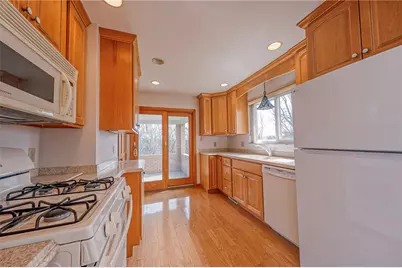 5019 Barberry Street, Pittsburgh, PA 15207 - Photo 11