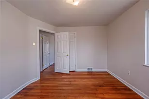 5019 Barberry St, Pittsburgh, PA 15207 - Photo 15