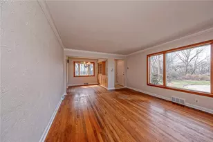 5019 Barberry St, Pittsburgh, PA 15207 - Photo 5