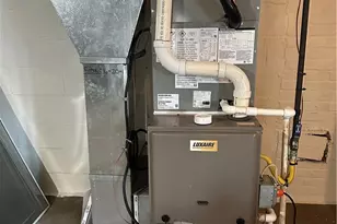 366 White Ave, Sharon, PA 16146 - Photo 33