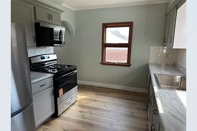 366 White Ave, Sharon, PA 16146 - Photo 11