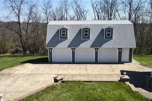 28 Dire Dr, Mount Pleasant, PA 15340 - Photo 3