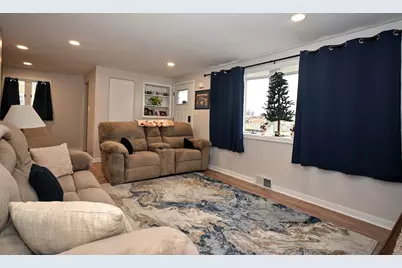 116 Mary Ann Drive, Pittsburgh, PA 15227 - Photo 9